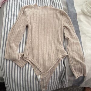 Beige Ribbed Long Sleeve Bodysuit soft size medium